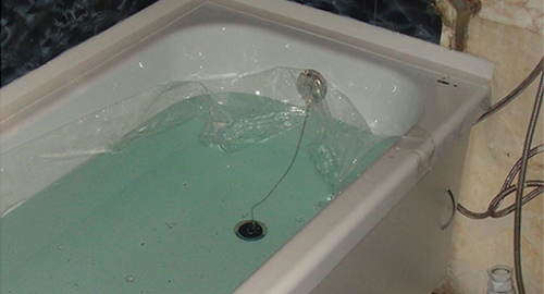 Установкой акрилового вкладыша | Новосиньково